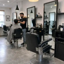آماده به کار آرایشگر مردانه در لندن