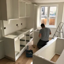 آماده به کار کارهای ساختمانی، نقاشی و مونتاژ کابینت در لندن...