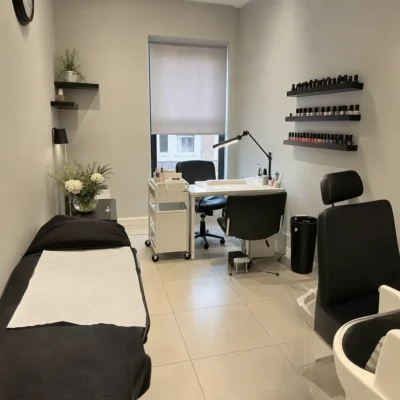 استخدام آرایشگر و بیوتی تراپیست در کیلبرن لندن