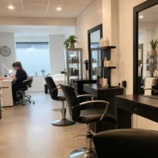 استخدام آرایشگر و بیوتی تراپیست در کیلبرن لندن